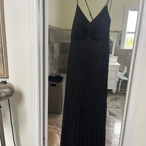 Express Black Maxi Dress accordion pleated nwt xs
